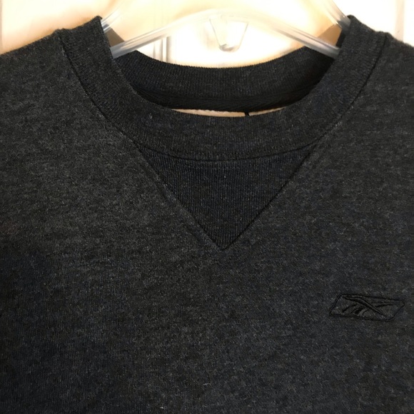 Kid's Medium Reebok Dark Gray Long Sleeve Sweatshirt M - Picture 2 of 6